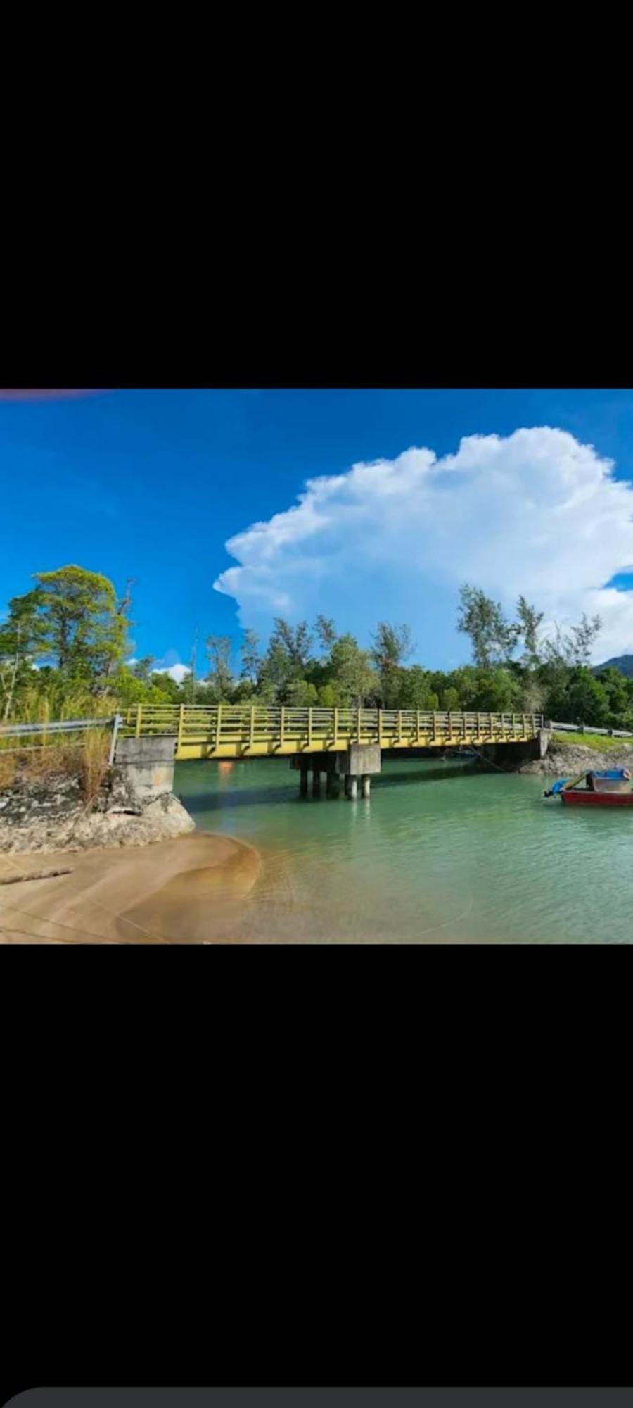 The Mangrove Villa Sematan ภายนอก รูปภาพ